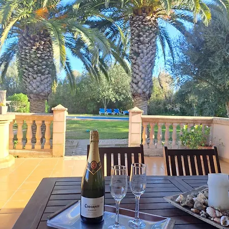 Es Garballons Villa *